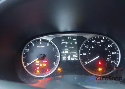 2018 Nissan Kicks S из США, поврежденный, VIN 3N1CP5CU1JL534734